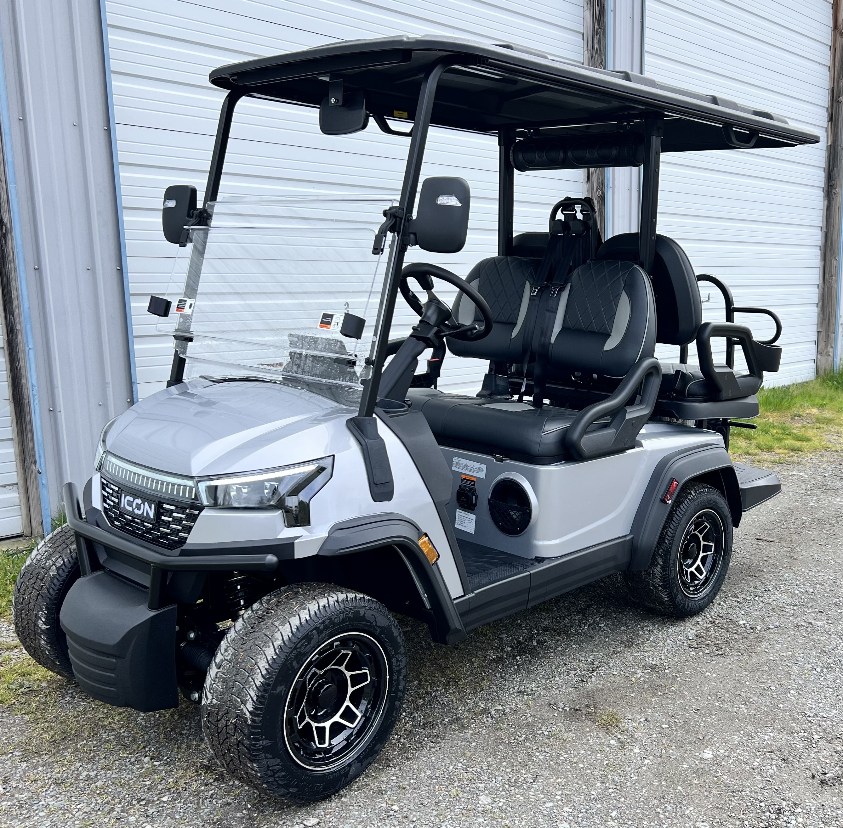 2026 ICON i40X Electric - Lithium - SILVER Golf Car - Electric