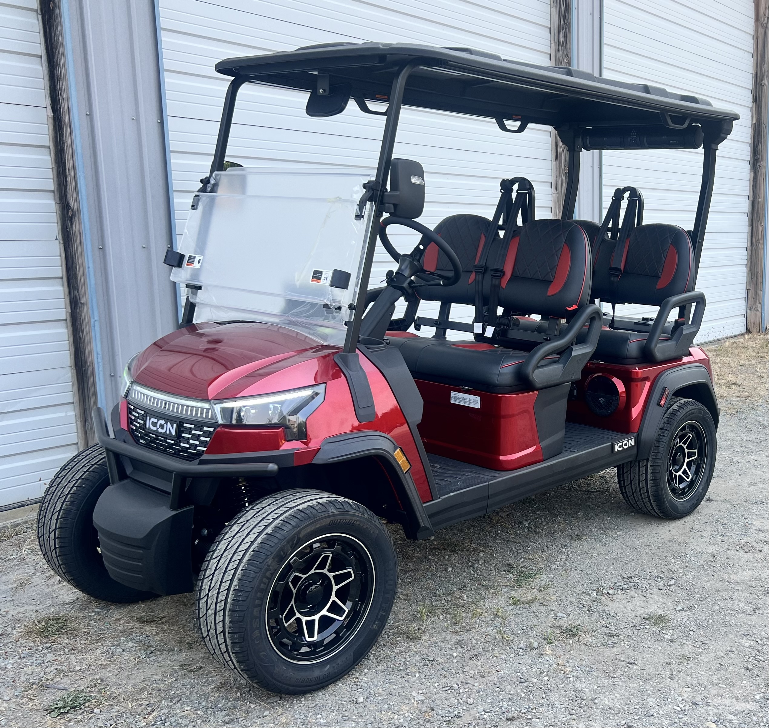 2026 ICON EV i40FX - Sangria Golf Car - Electric