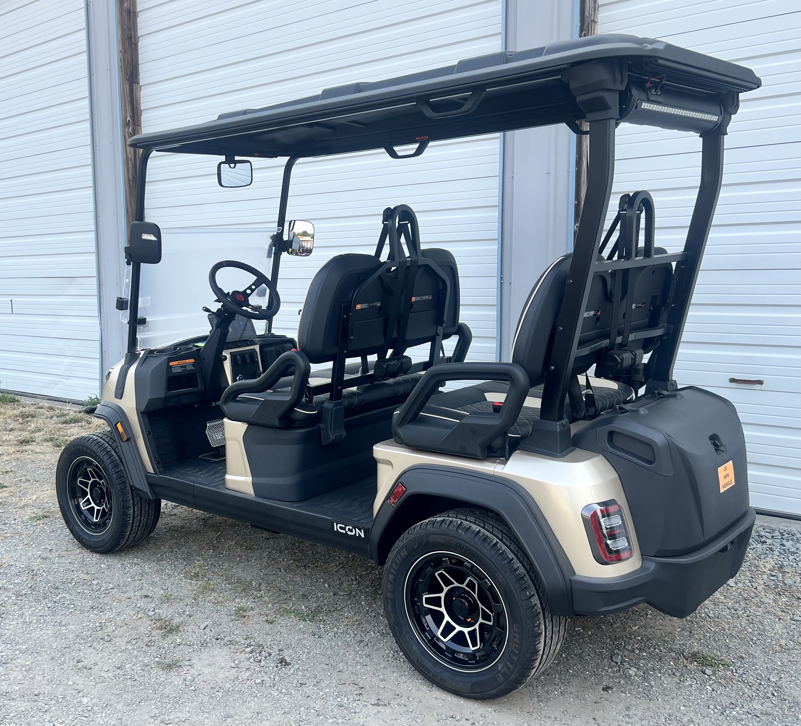 2026 ICON EV i40FX - Champagne Golf Car - Electric