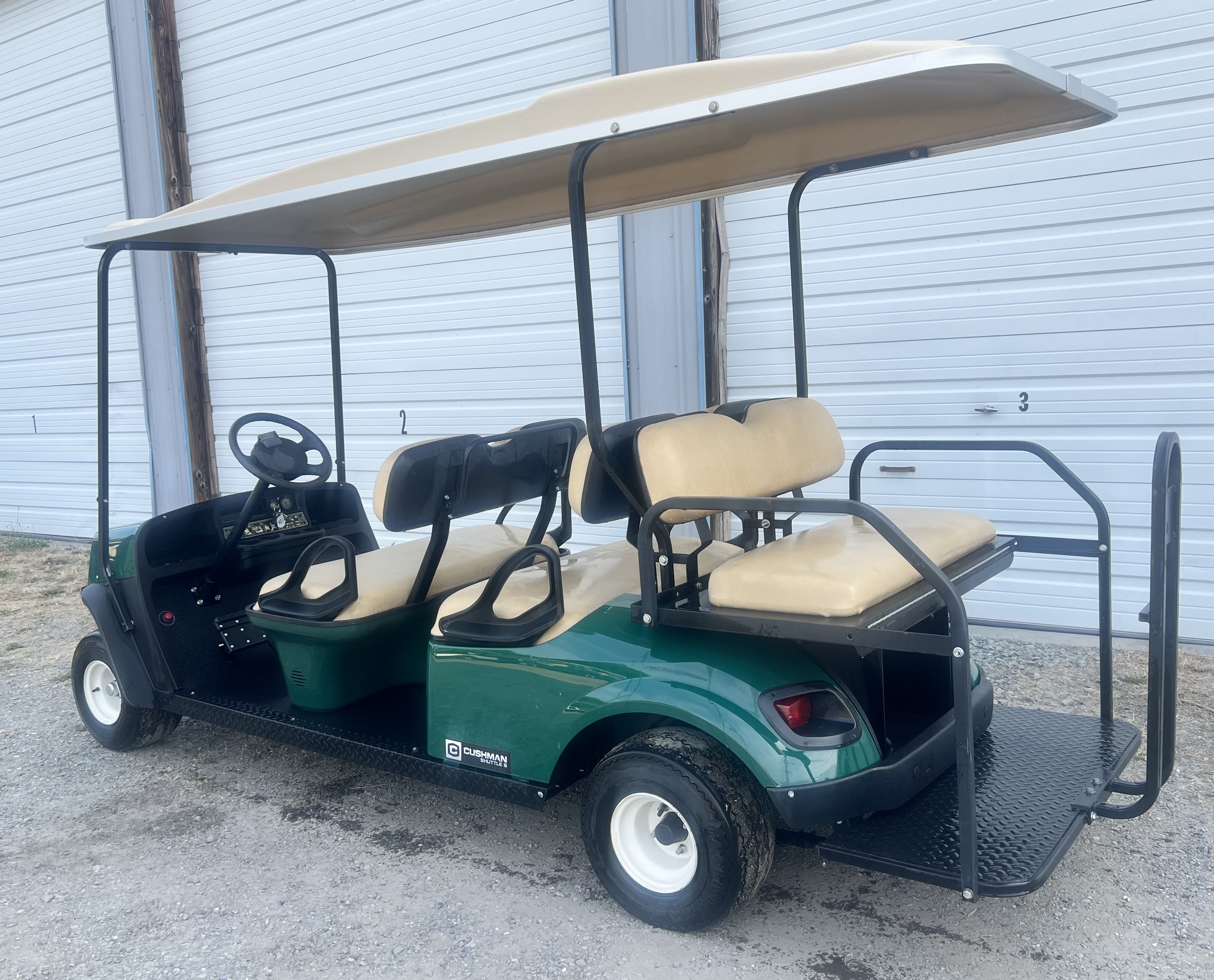 2022 E-Z-GO Cushman Golf Car