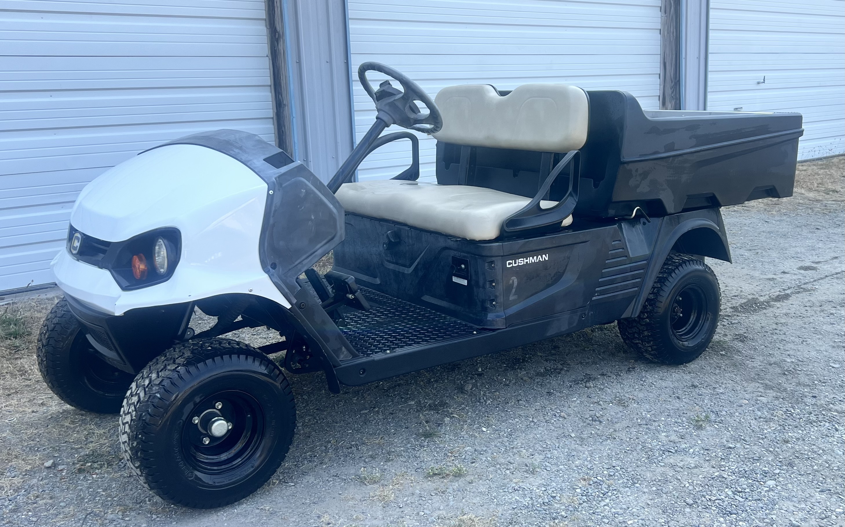 2020 Cushman Hauler 1200 Golf Car - Gas